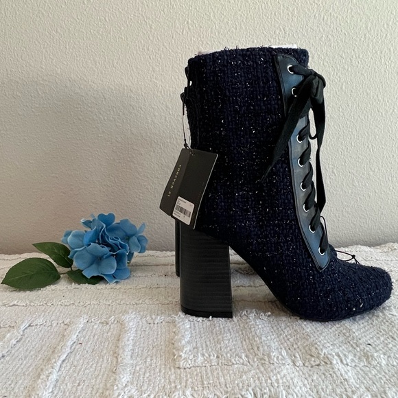 FOREVER 21 Navy Blue Tweed Lace-Up Chunky Heel Booties - Picture 4 of 9